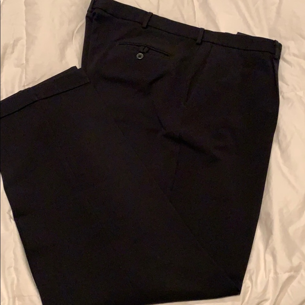 Pleated black dockers